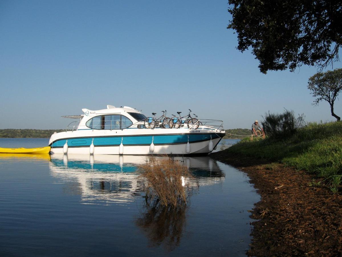 Bateau-hôtel Amieira Marina 3*