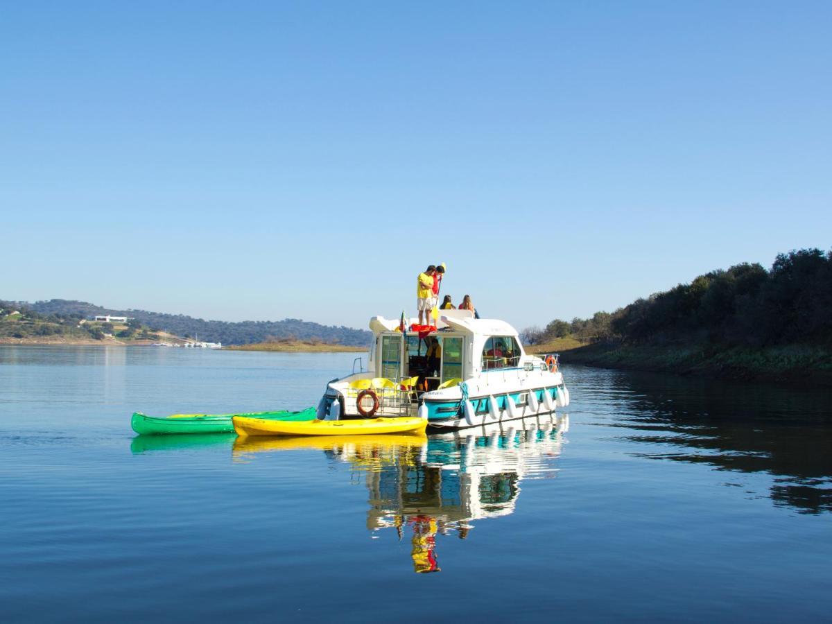 Bateau-hôtel Amieira Marina 3*